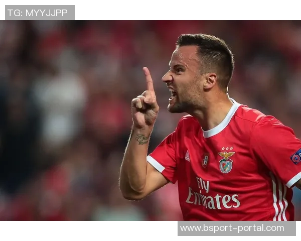 莱比锡大胜本菲卡五球狂潮帽子戏法点燃全场激情