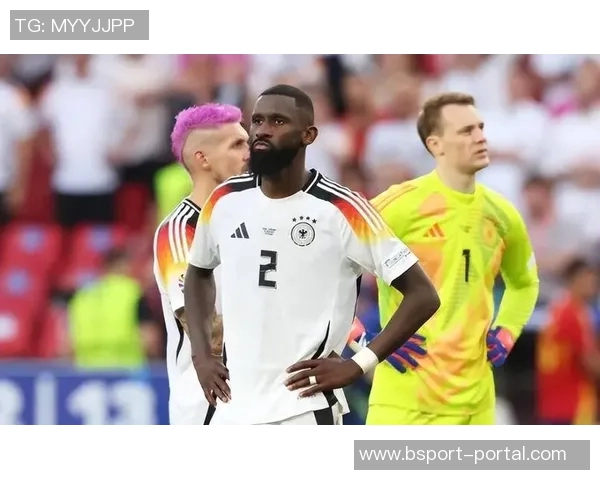 英超激战巴萨狂胜曼城五球乌龙瞬间引发全场轰动与转会传闻交织